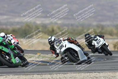 media/Nov-02-2025-CVMA (Sun) [[337aff29ab]]/Race 8-Formula Lightweight Twins Shootout/